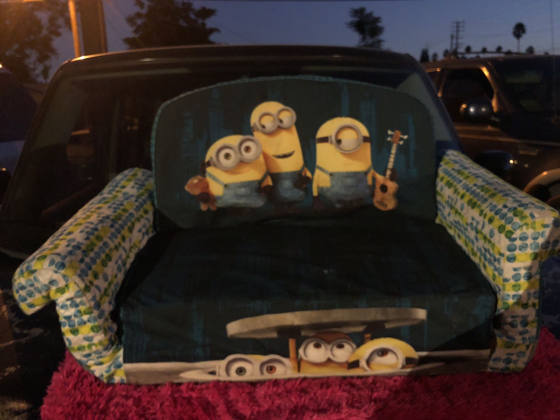 Minion chair folds out to a couch
