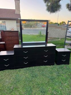 Set of Dressers