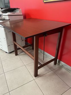 Drawing Table