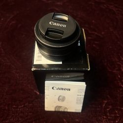 Canon RF28mm F2.8 STM Wide Lens 