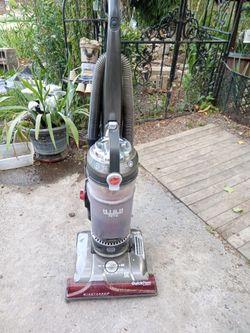 Hoover high performance pet vacuum