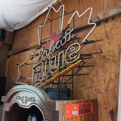 Neon Beer Sign