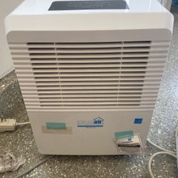 Dehumidifier 