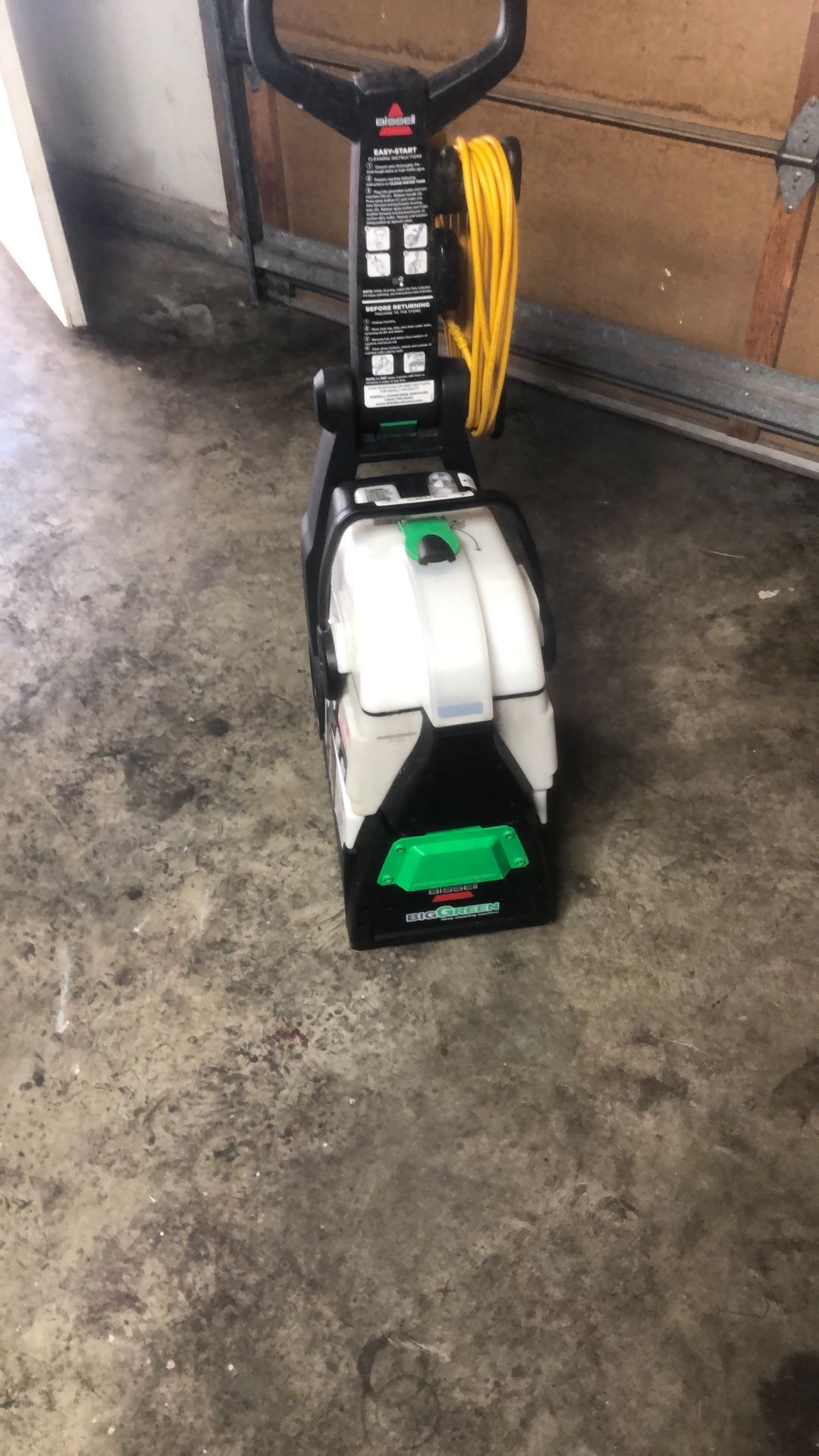 Bissell Carpet Shampooer