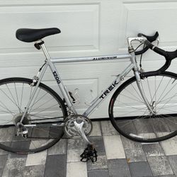 Trek 1200 Aluminum Road Bike