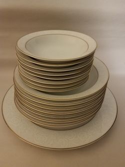 Cellini Romanesque 24k gold trimmed china white rose wedding set