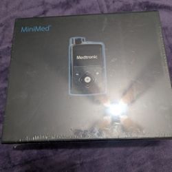 Medtronic 780g Insulin Pump Kit(Best Offer Gets It)