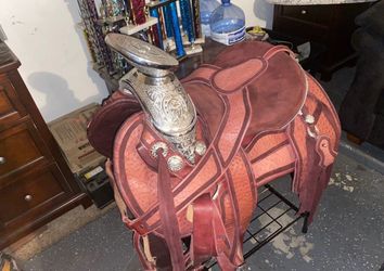 Custom Horse Saddle