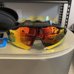 Orange Oakley Radar