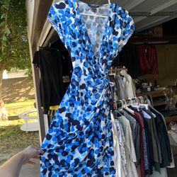 Maggy London dress in multi-color blue, size 2