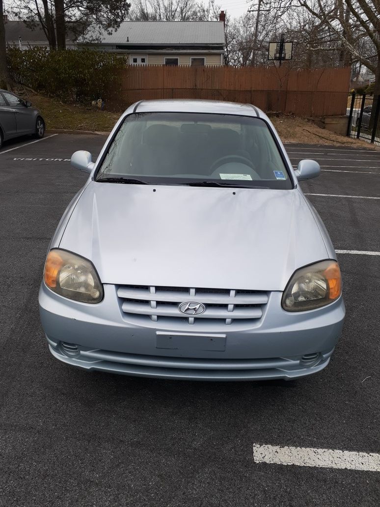 2004 Hyundai Accent