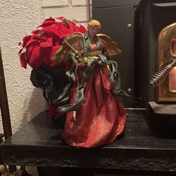 Christmas Angel Tree Topper With A Pretty Face!