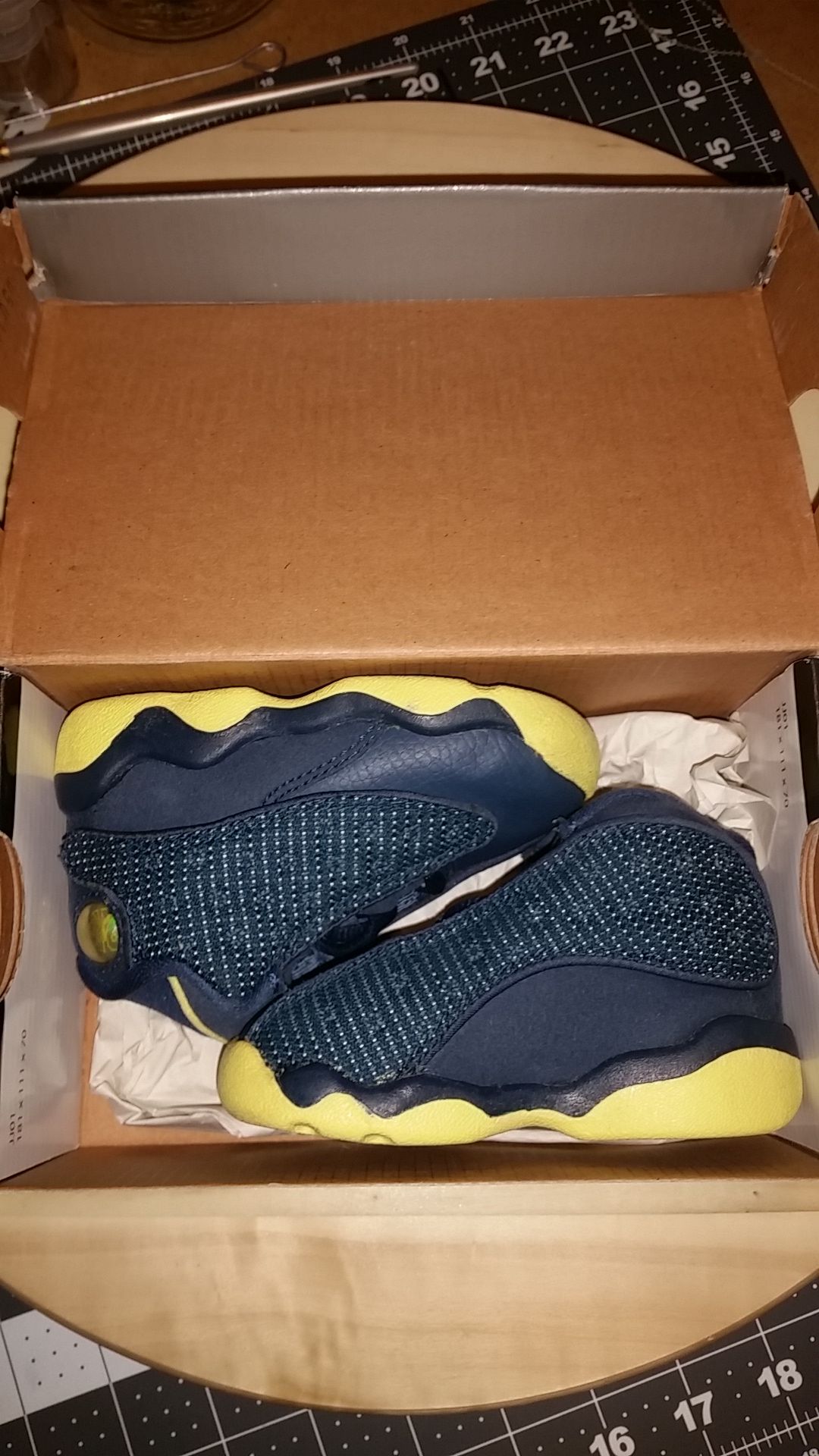 2012 Jordan "Squadron" 13 BT