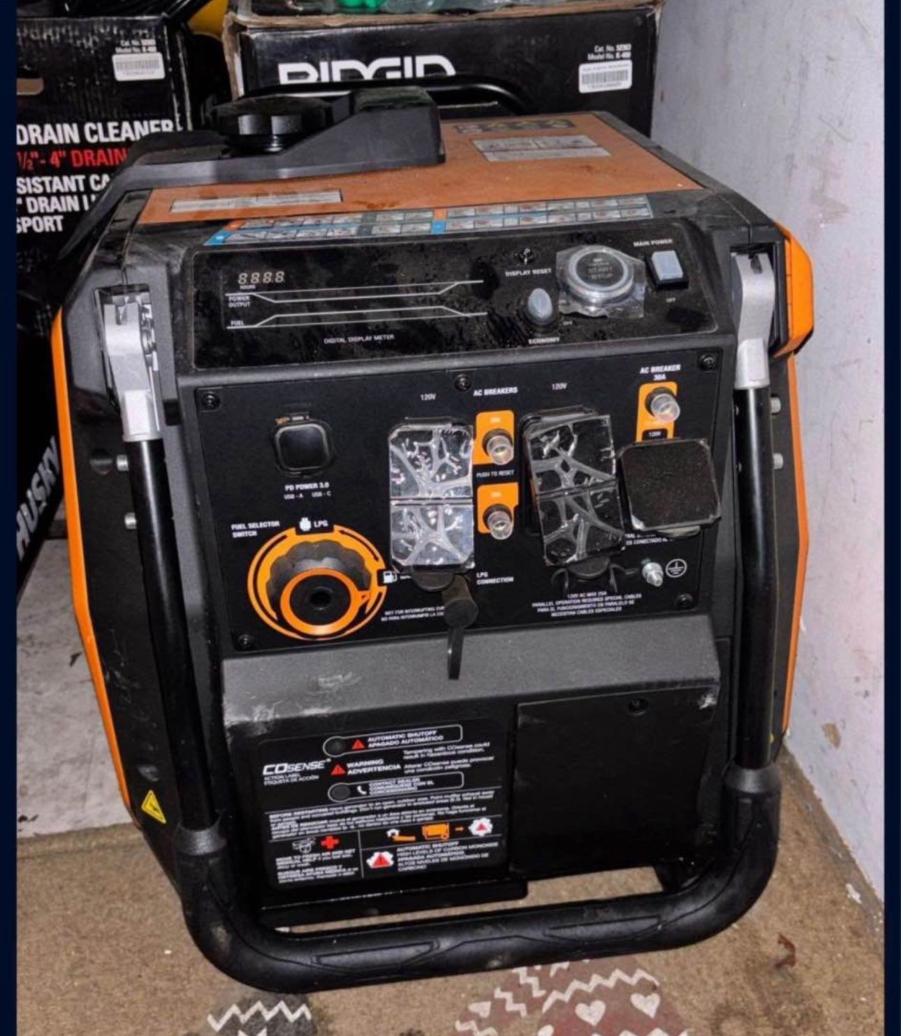 3800/3000-Watt Dual Fuel Inverter Generator, Fully Enclosed Case and Easy-To-Use Electric Start with