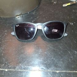 Ray-Ban Sunglasses RB4187 CHRIS