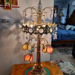 Magnificent Table Lamp- See Description