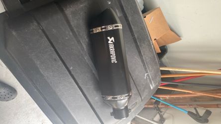 Akrapovic slip on exhaust