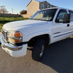 2005 GMC Sierra 2500hd