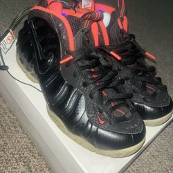 NIKE AIR FOAMPOSITE SZ9