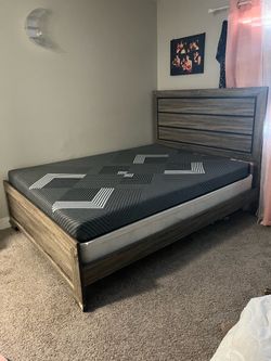 Queen  Full Bed With Frame and Headboard