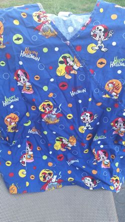 Disney 2xl scrub top