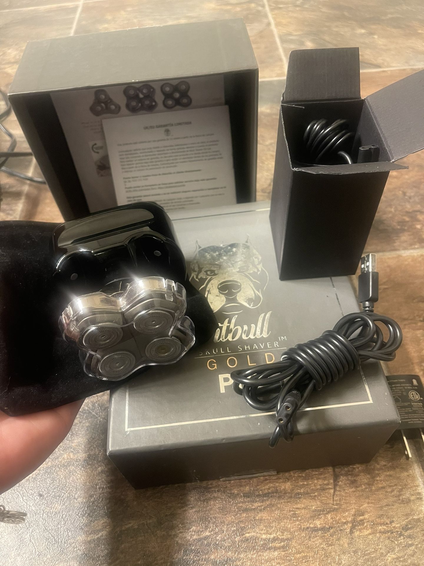 Pittbull Skull Gold Pro Shaver 