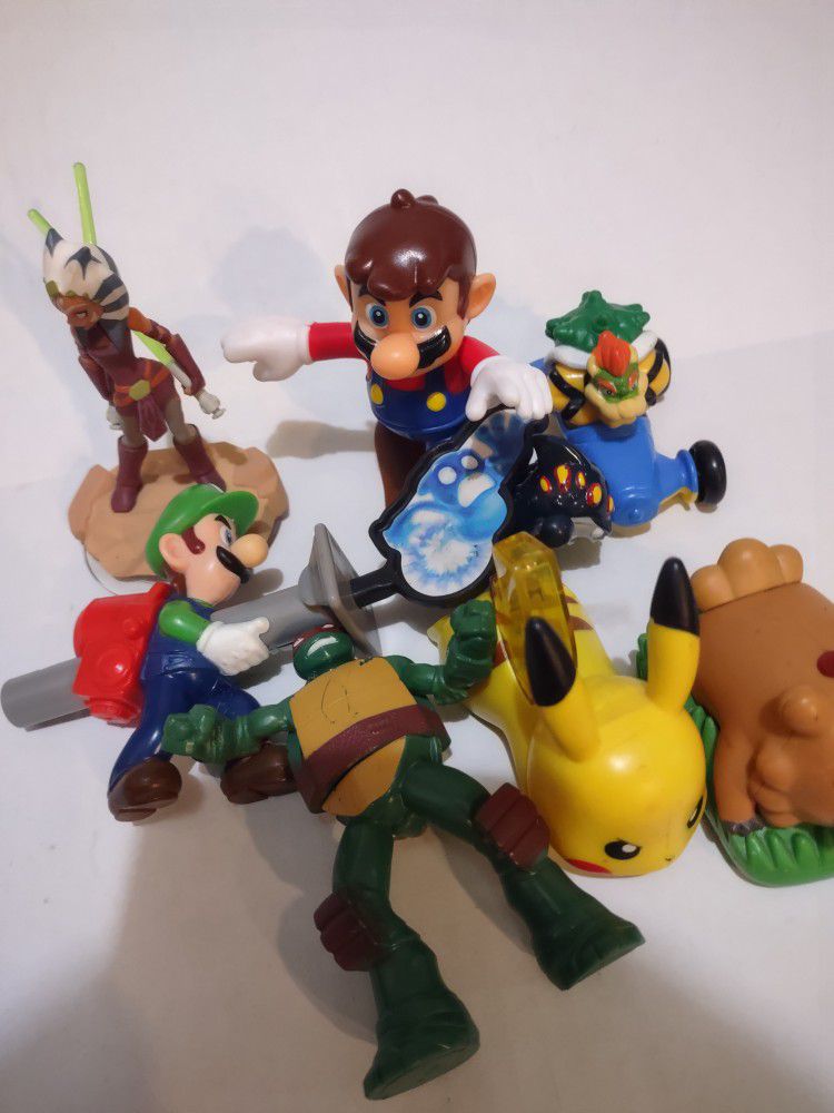 Nintendo 8 Toy Lot