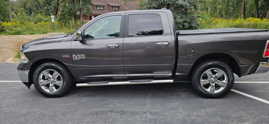 2019 Ram 1500 4wd  Big Horn