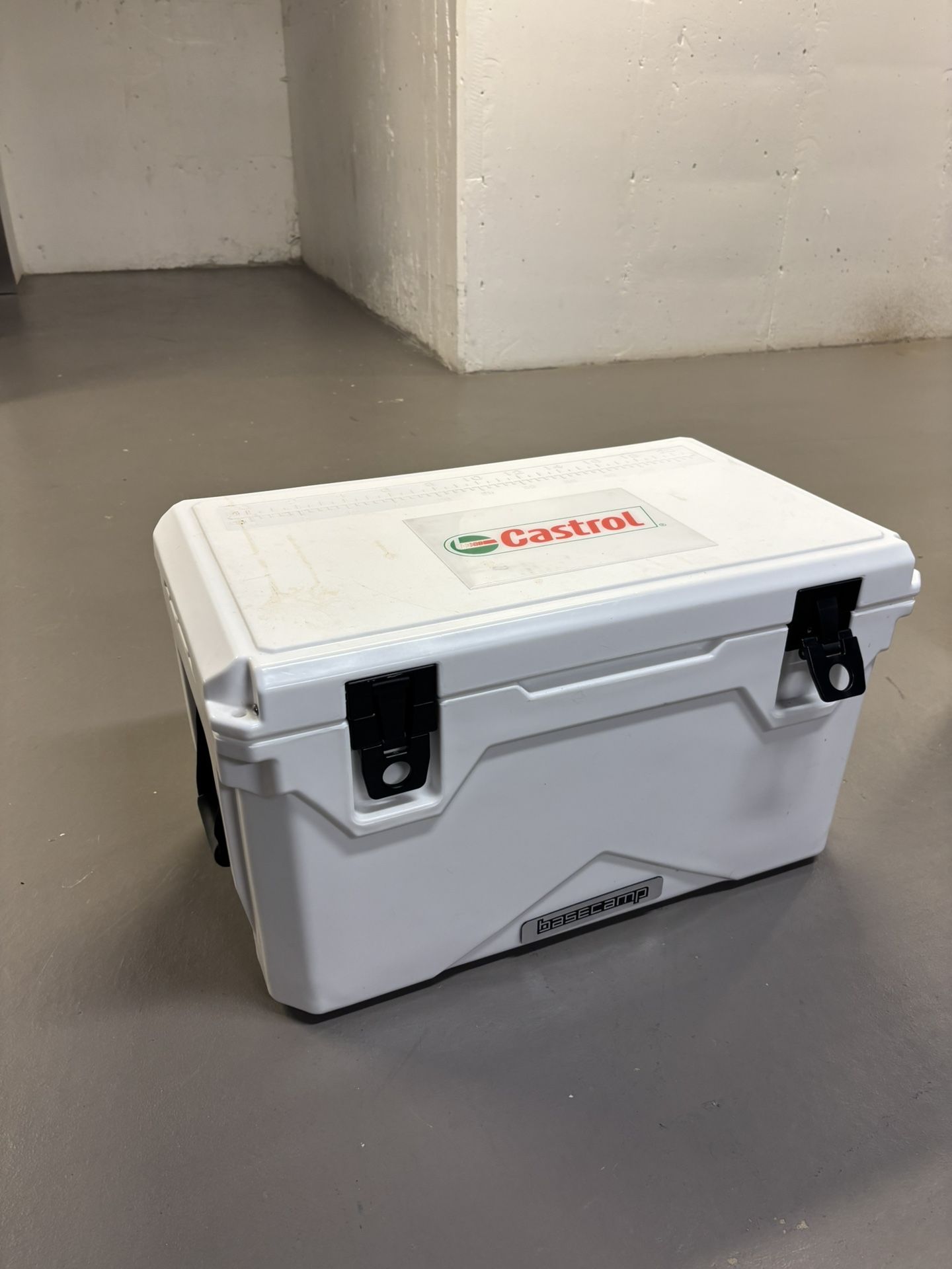 Basecamp Cooler 45L