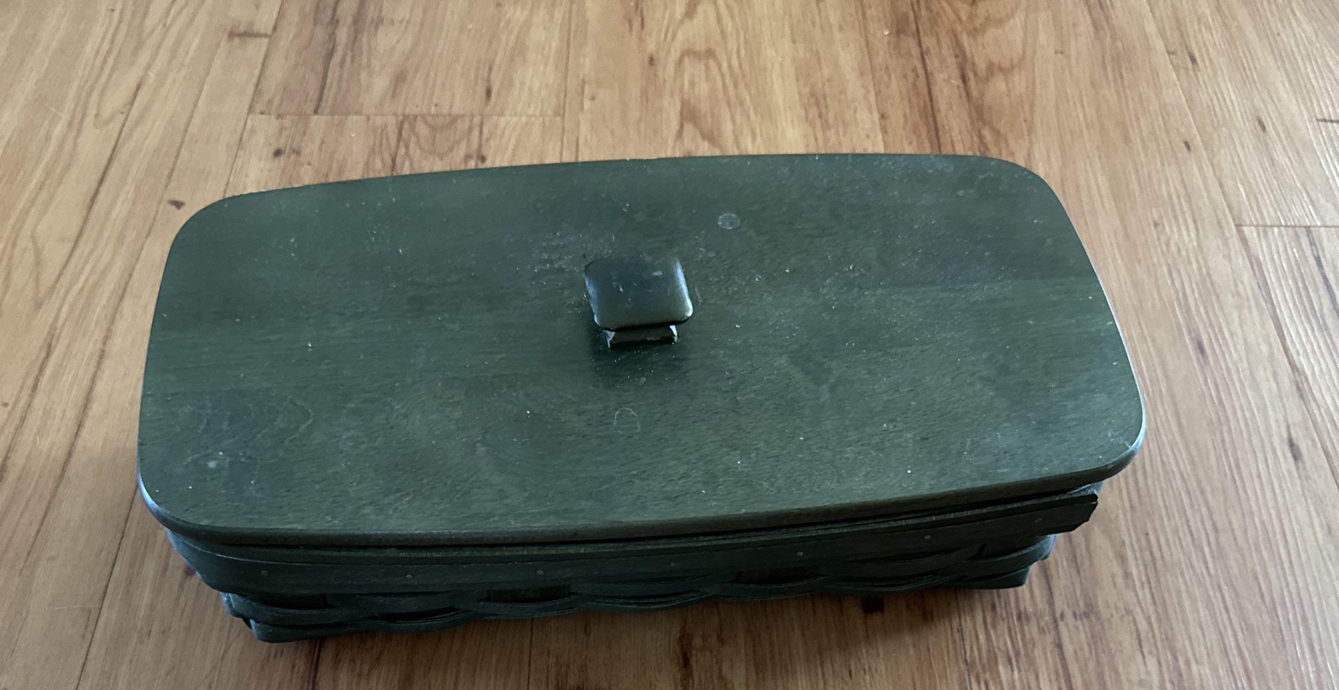 Longaberger Dark Green Rectangular Bread Basket Set with lid 2006