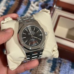 Luxury Men’s Watch 