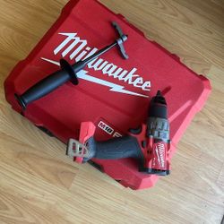 Milwaukee Hammer Drill