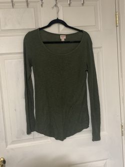 Woman’s long sleeve shirt