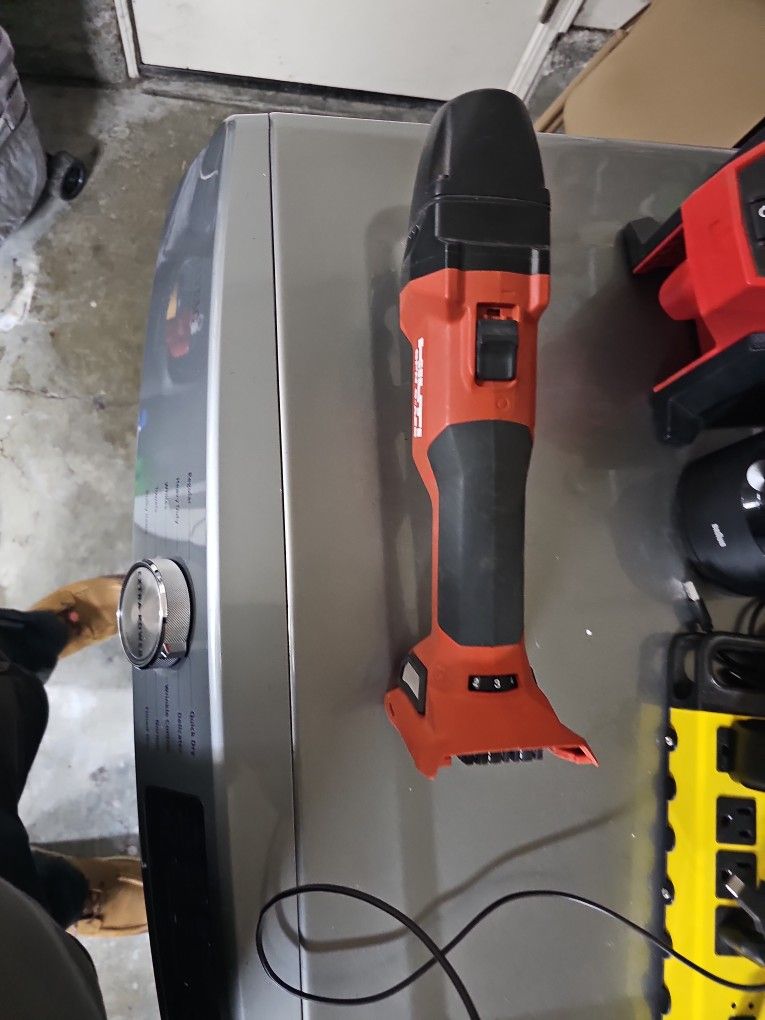 Hilti SPN 6 A22 Nibbler for Sale in Palo Alto, CA OfferUp