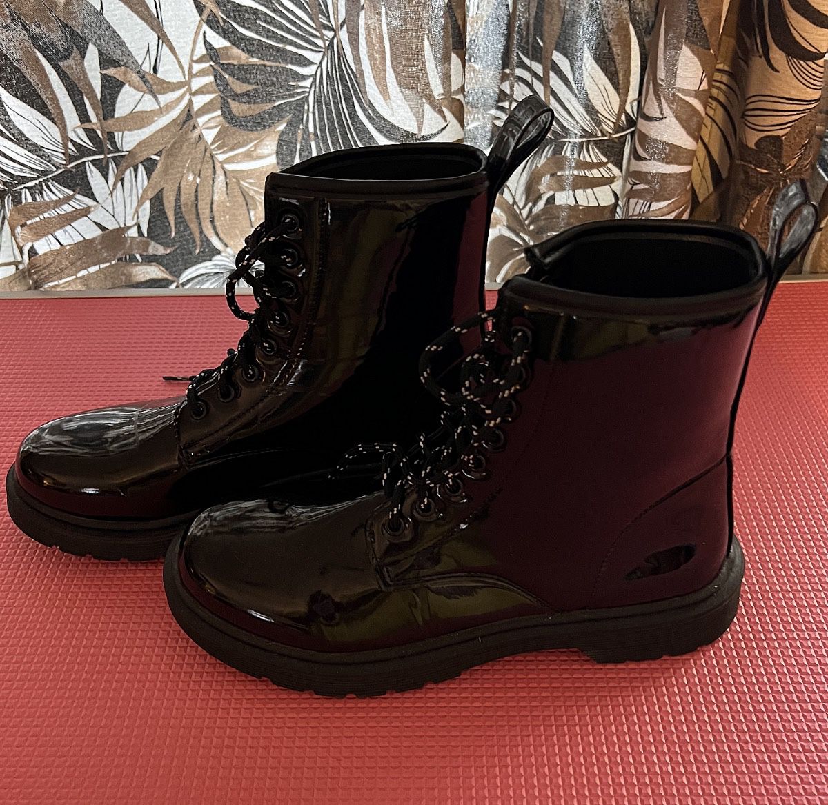 Retro Black Patent Leather Lace Up Boots