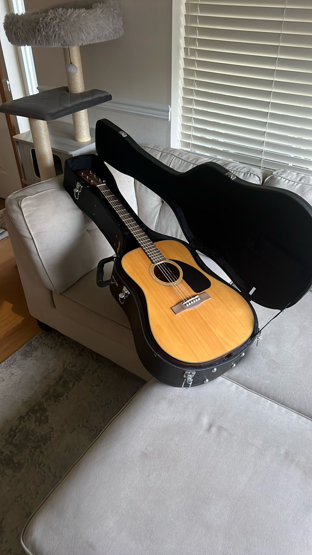 Fender Acoustic Guitar