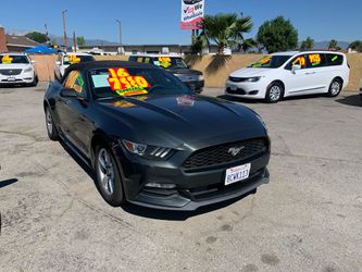 2016 Ford Mustang 2dr Conv V6