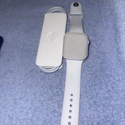Apple Watch Series 5 40mm 