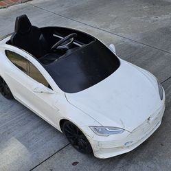 Officially Licensed Tesla Radio Flyer Power Wheels Ride In Ages 6-11