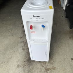 5 Gallon Water Dispense