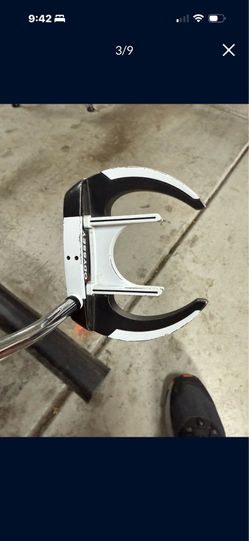 Odyssey Verse Sabertooth Putter