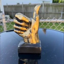  Thumbs Up Statue