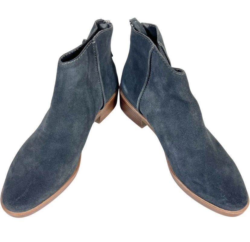 Dolce Vita Karsen Ankle Boots Booties Gray Suede Rubber Sole Heel Zipper Used