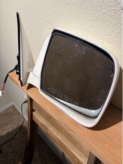 Toyota 4Runner side mirror