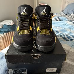Jordan 4 