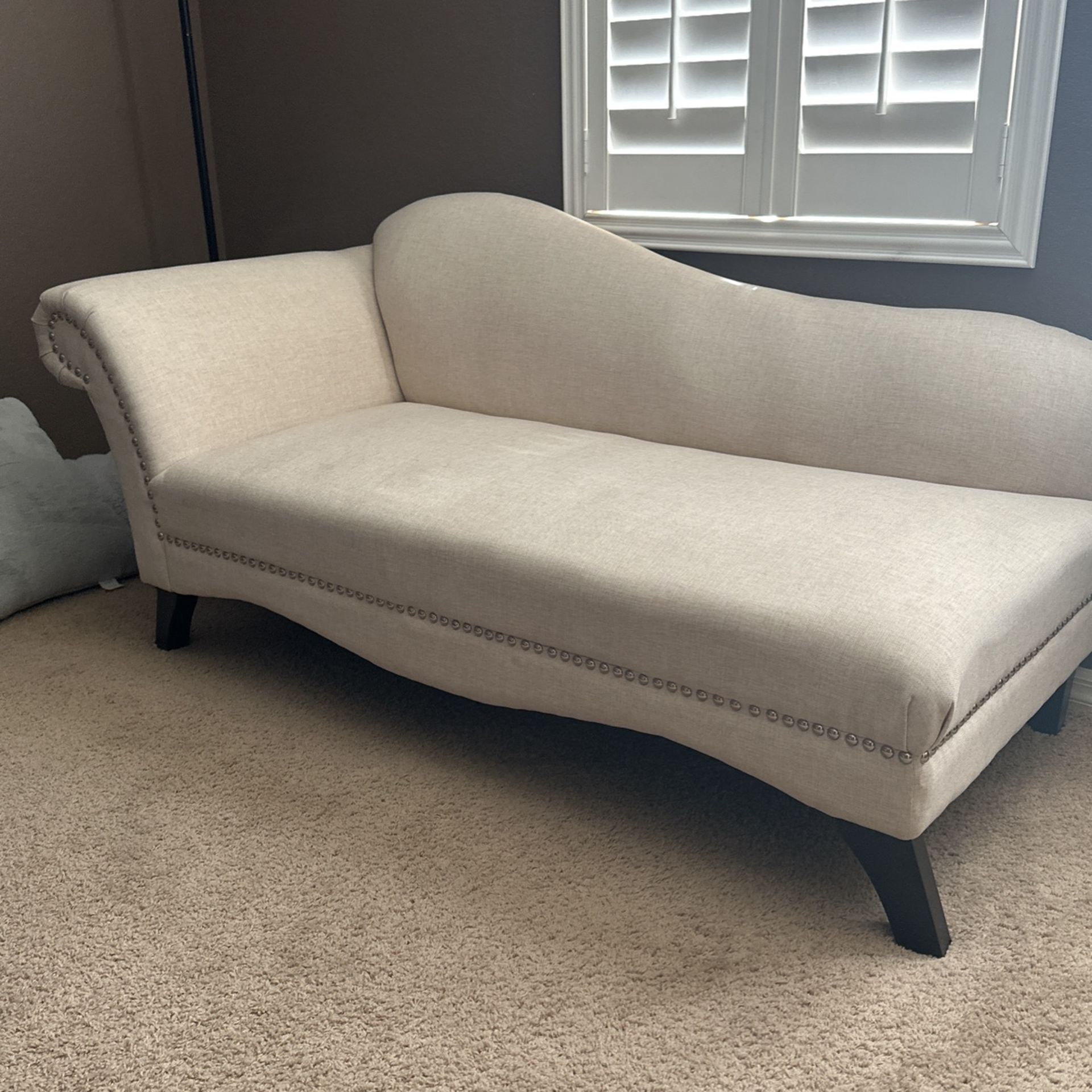 Great bedroom loveseat/sofa
