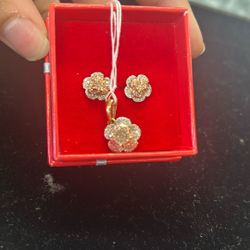 Flower Pendant & Earrings Set 