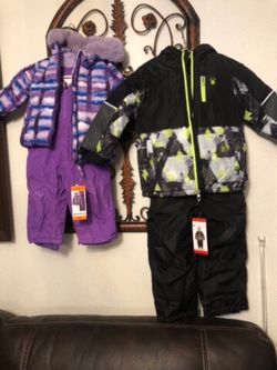KIDS SNOW SET OF 2 PIECES  35 EACH