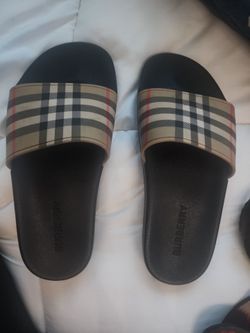 Used burberry slide