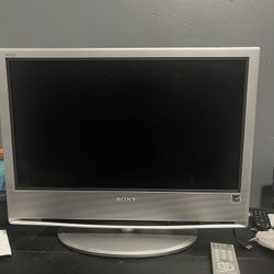 Sony Wega KLV-S23A10 23 Inch LCD TV Offers Accepted OBO BUY NOW!